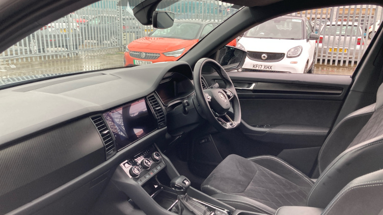 Skoda Kodiaq 2.0 TDI Sport Line 4x4 5dr DSG [7 Seat] Diesel Estate